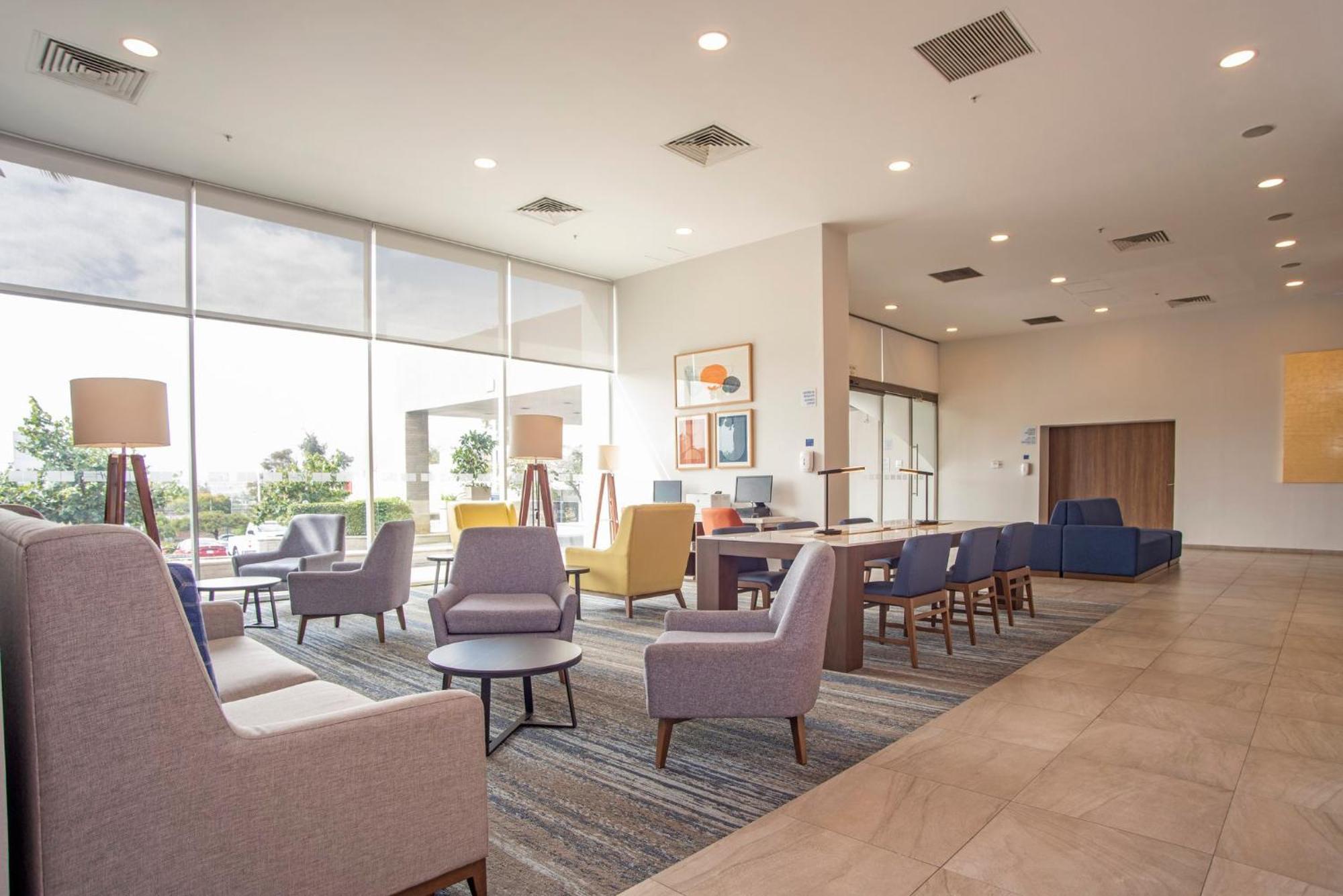Holiday Inn Express Guadalajara Iteso By Ihg Zapopan Eksteriør bilde