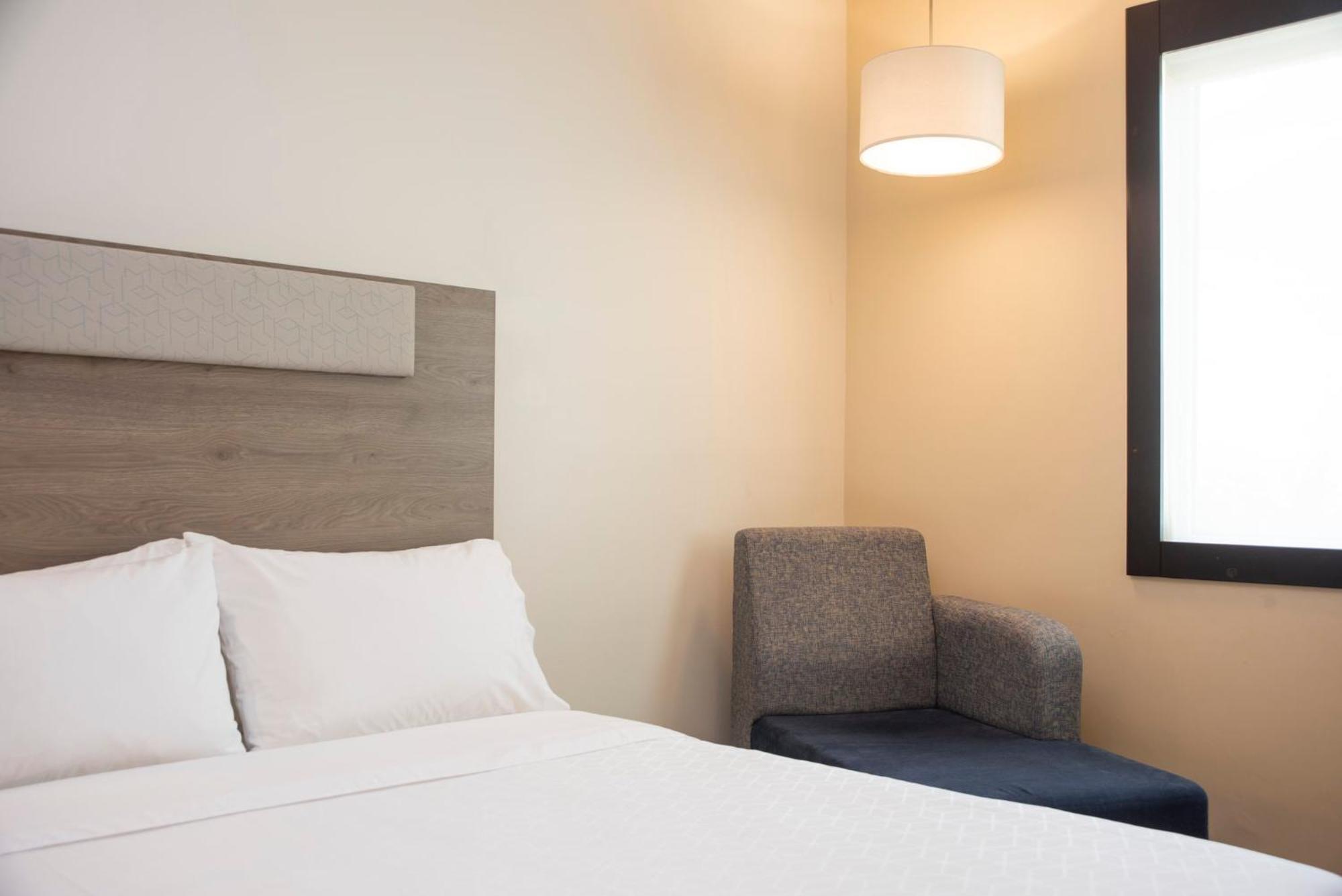 Holiday Inn Express Guadalajara Iteso By Ihg Zapopan Eksteriør bilde