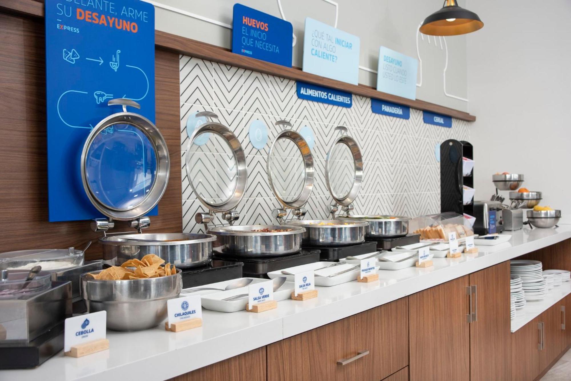 Holiday Inn Express Guadalajara Iteso By Ihg Zapopan Eksteriør bilde