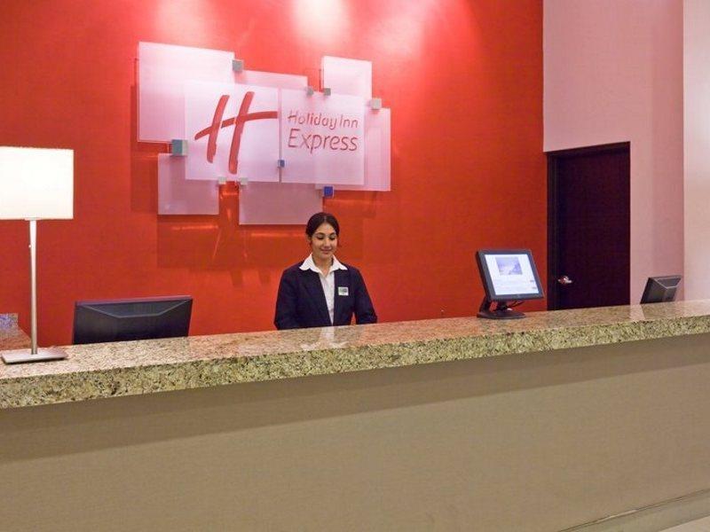 Holiday Inn Express Guadalajara Iteso By Ihg Zapopan Interiør bilde